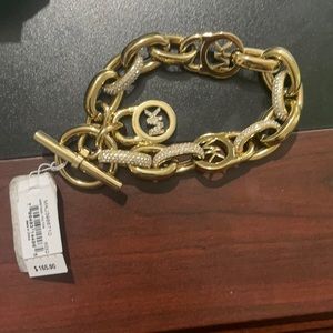NWT Michael Kors chain link bracelet.